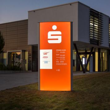 Outdoor infozuil „Frankfurt LED”