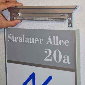 Aluminium wandframe „Slide“